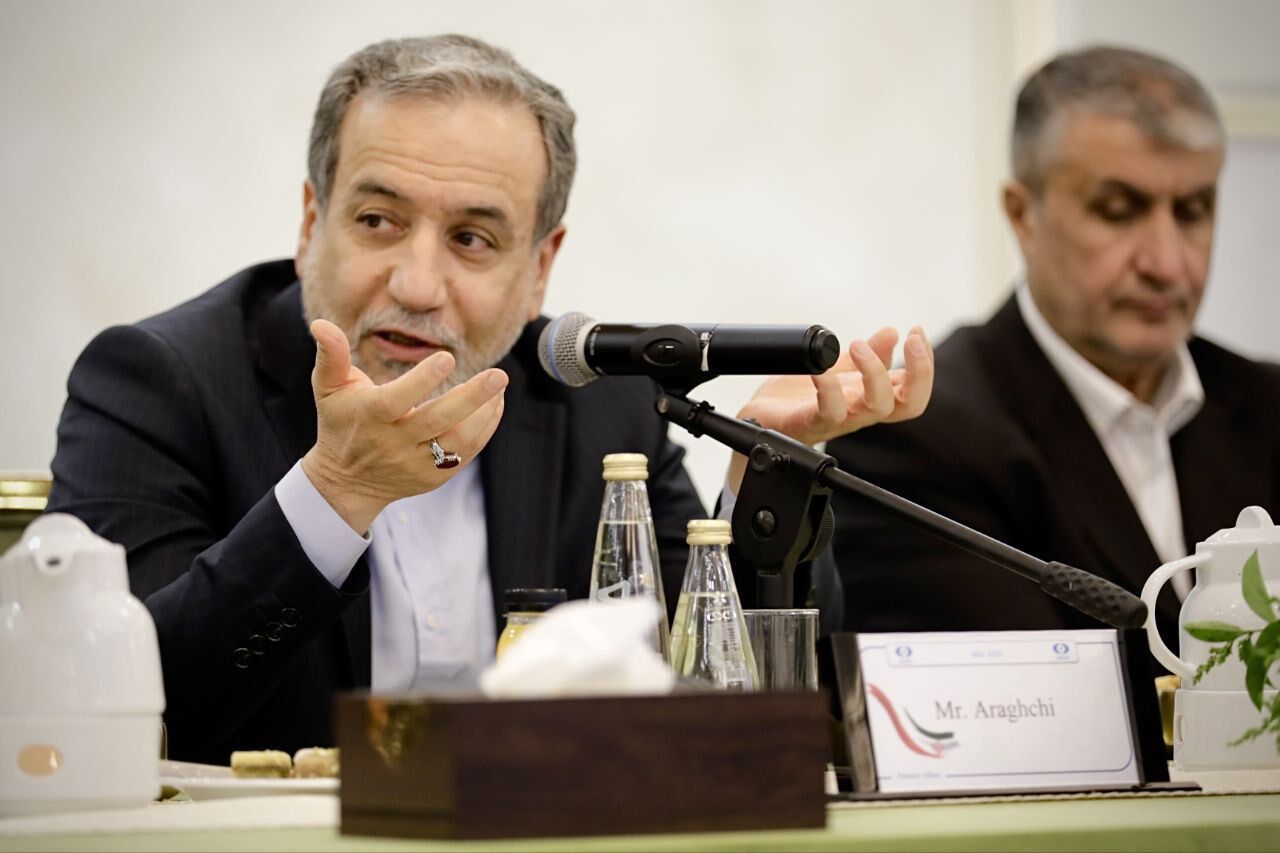 ایرانیان نمی‌پذیرند از داشتن صنعت هسته‌ای صلح‌آمیز محروم شوند