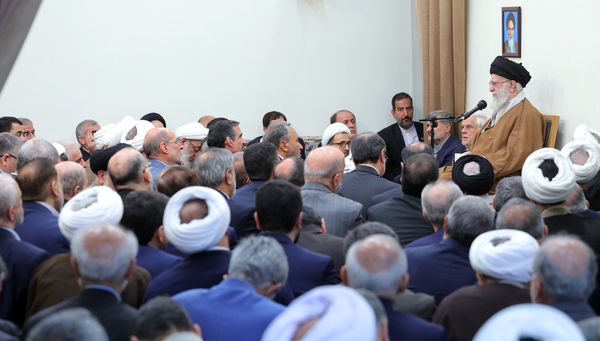  مسائل کشور را به گفت‌وگوها گره نزنیم